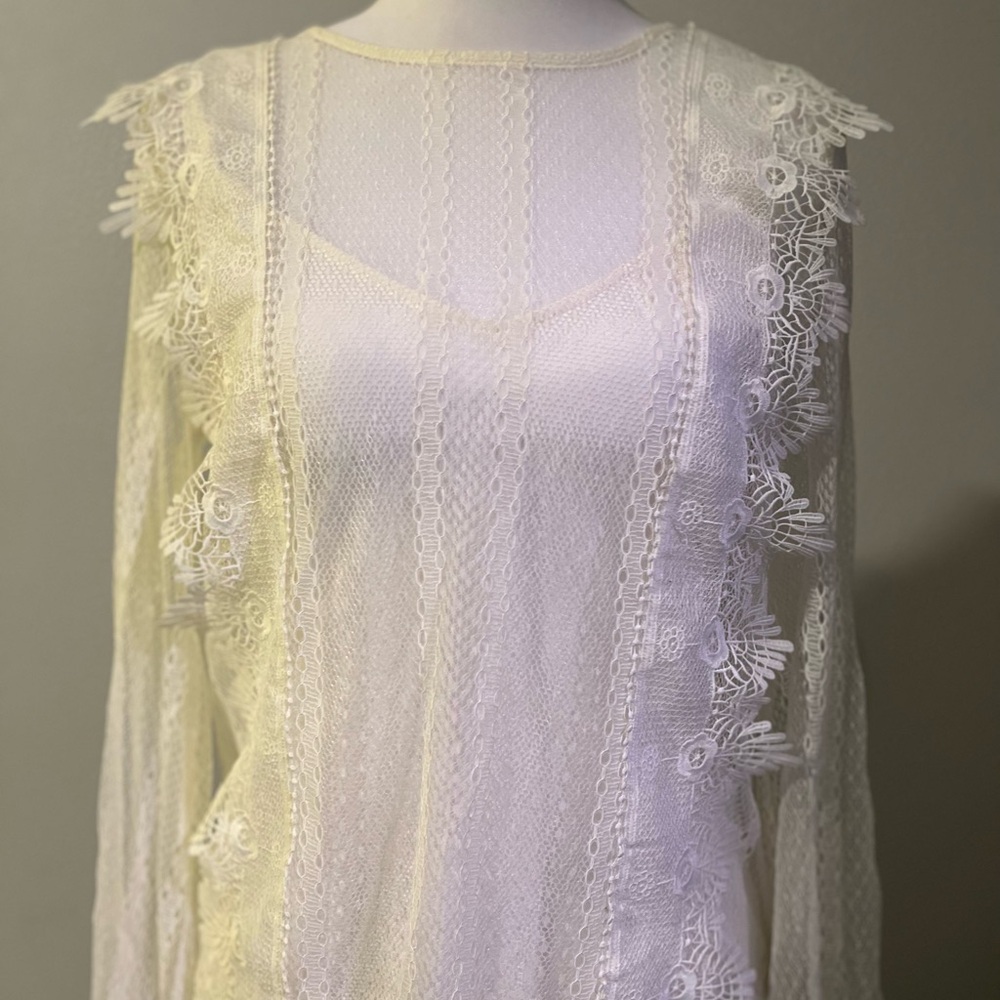Express Sheer Lace Overlay Blouse in Ivory